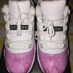 Jordan 11 snakeskin